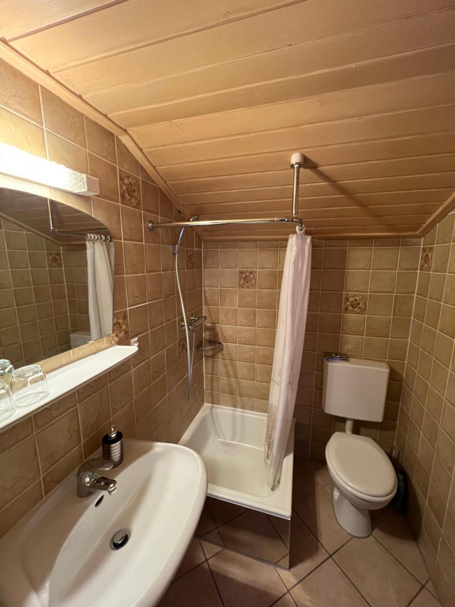 Gaestehaus-Pension Keiss Хопферау Экстерьер фото