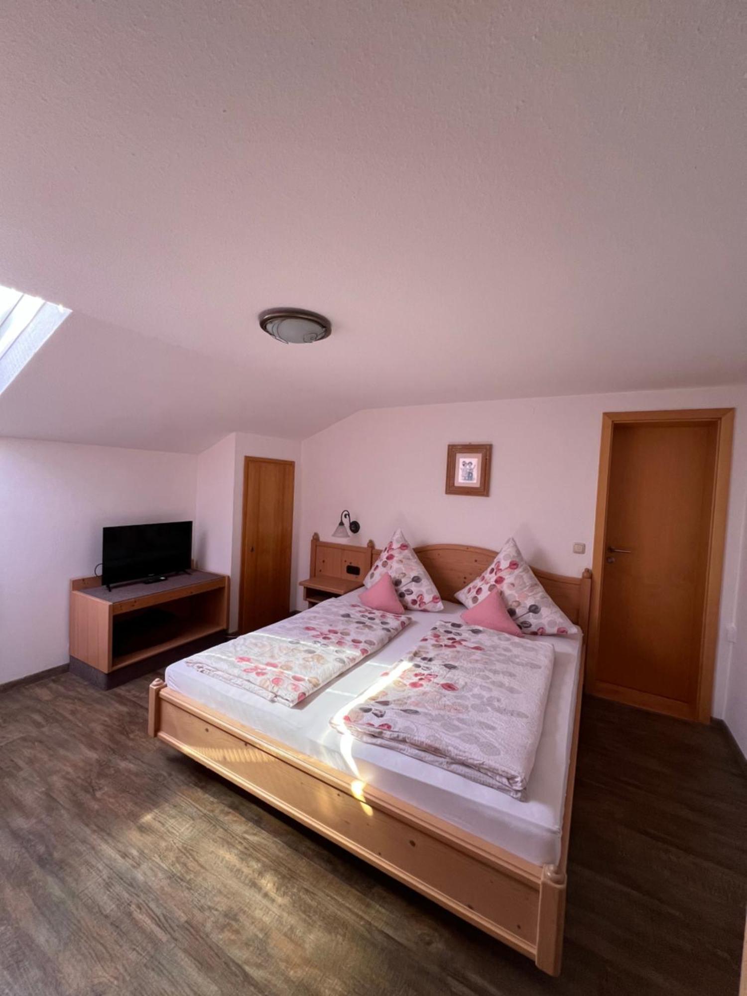 Gaestehaus-Pension Keiss Хопферау Экстерьер фото